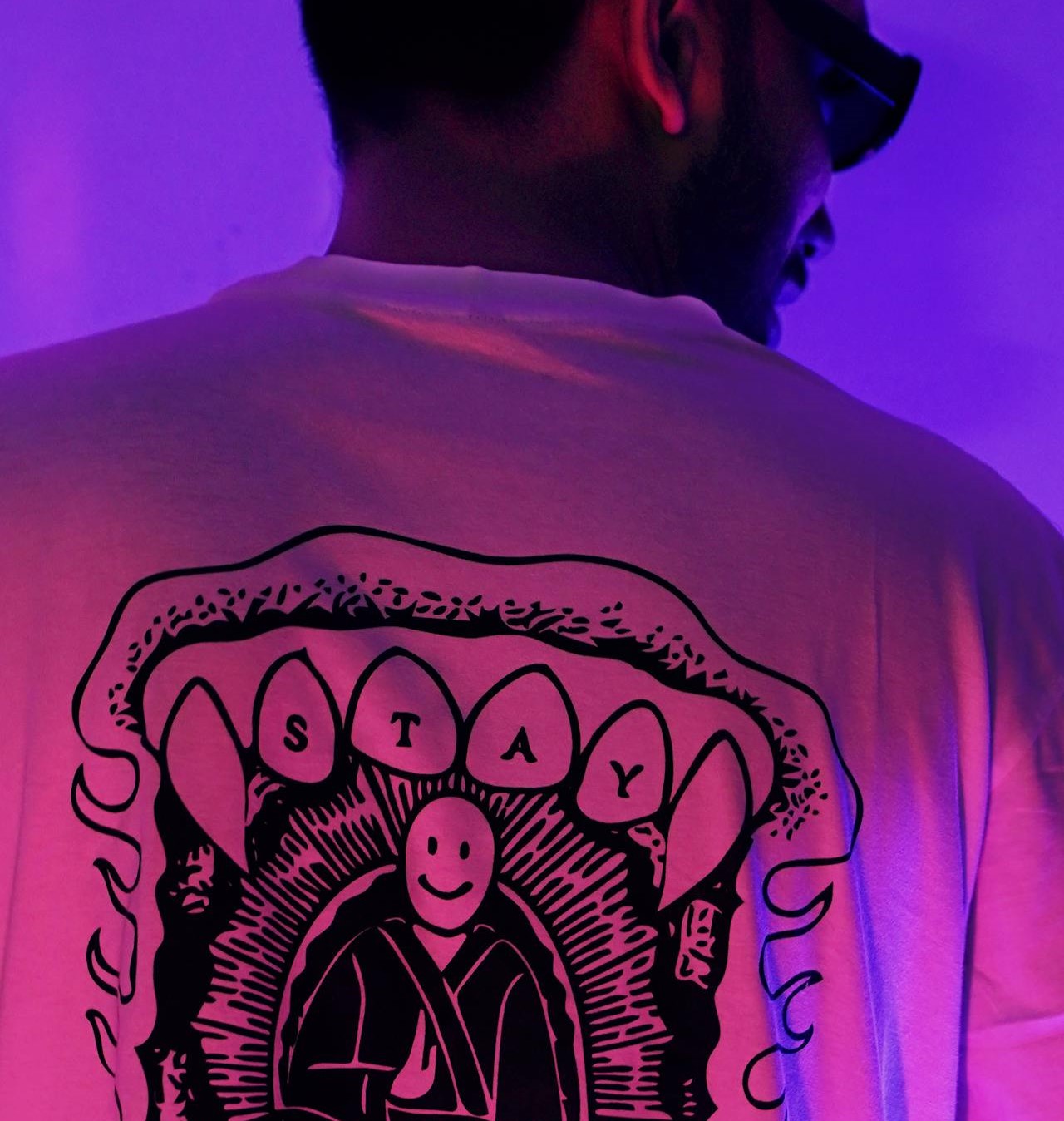 Read more about the article More Than Just a Basic: Why a “Cool” T-Shirt is the Ultimate Gift for Him